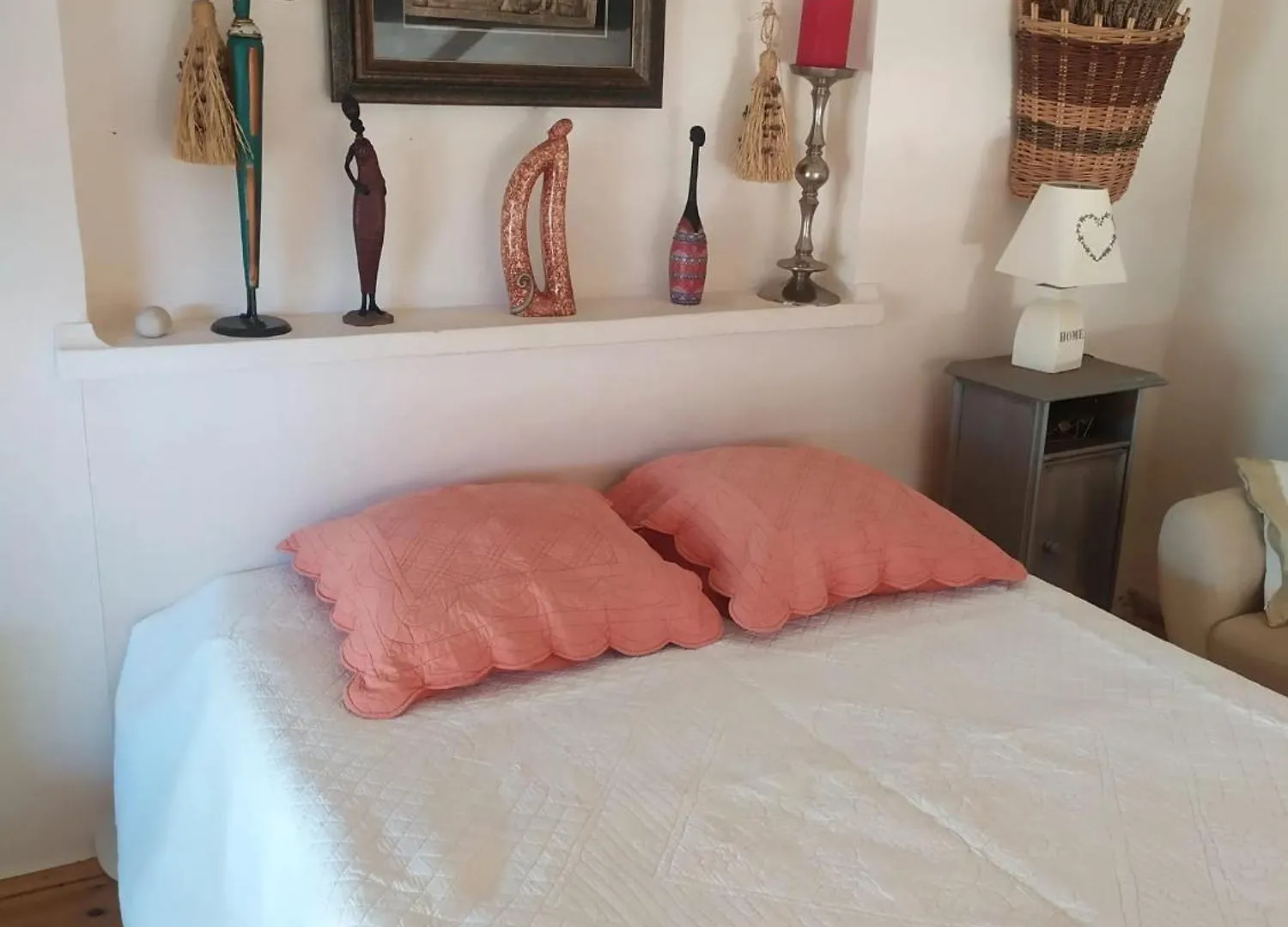 Studio Confortable A Veyras Avec Jardin Et Piscine